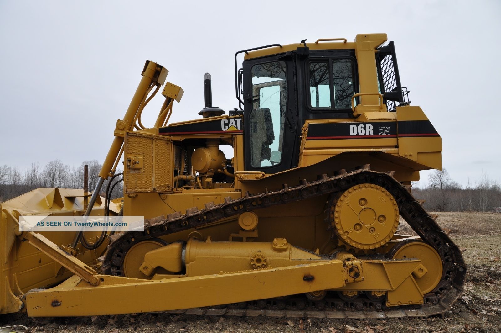 D6rbulldozer.jpg D6rbulldozer.jpg