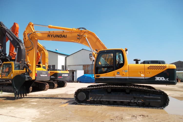 Hyundai300-5.jpg Hyundai300-5.jpg