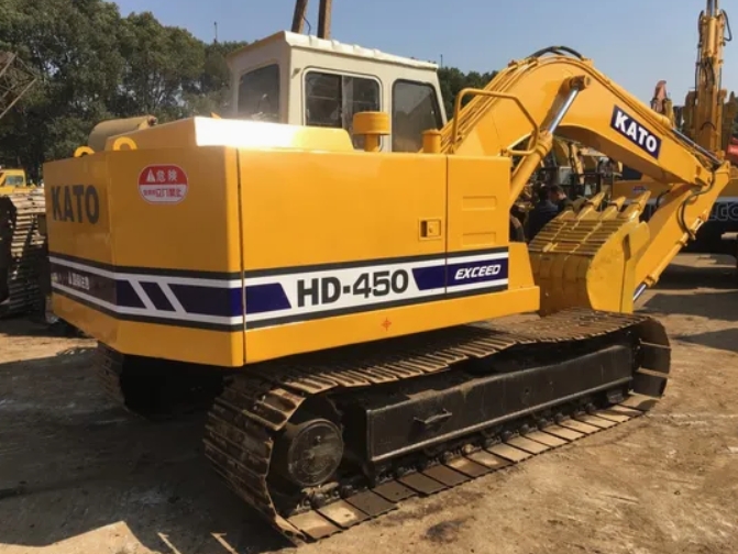 Kato excavator 1.png Kato excavator 1.png