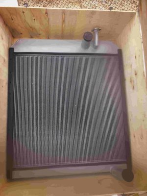 Engine radiator part number 6135144, suitable for Caterpillar 12H and 140H motor graders, copper aluminum core, high heat dissipation performance.