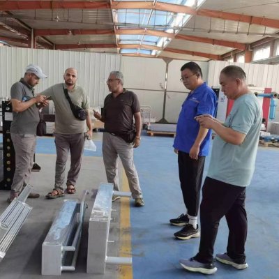 Xiangdeirui Aluminum Absorber Factory Welcomes Customers to Tour and Experience Advanced Equipment