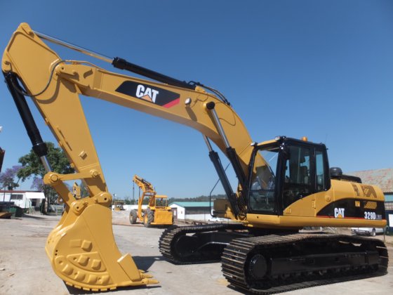CAT 329D.jpg CAT 329D.jpg