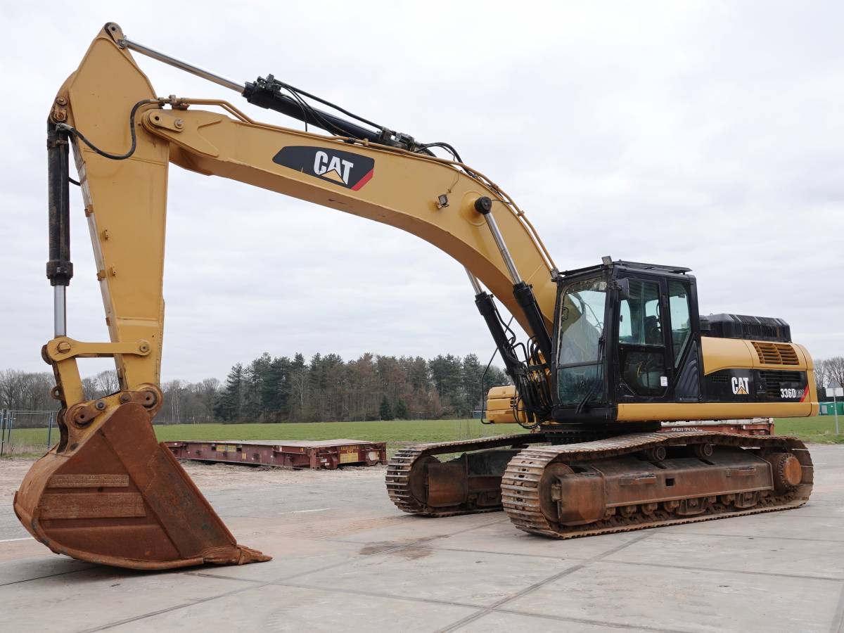 CAT336D.jpg CAT336D.jpg